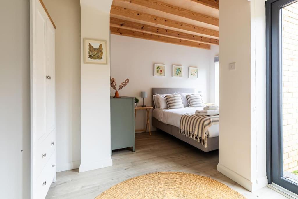 Premium Central House W Parking - Walk Everywhere Bath Exterior photo